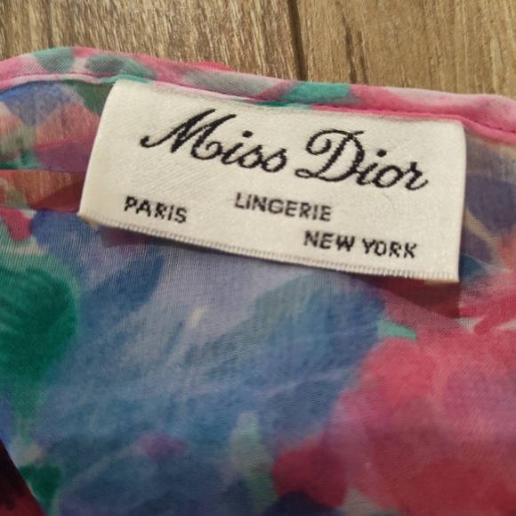 Vtg Miss DIOR Lingerie - Picture 7 of 14